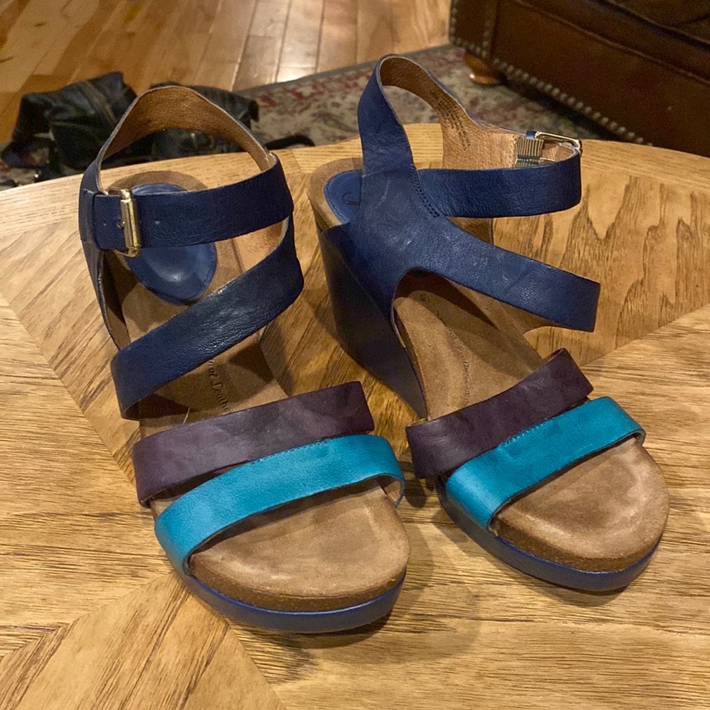 Sofft Tricolor Leather wedge - Size 10